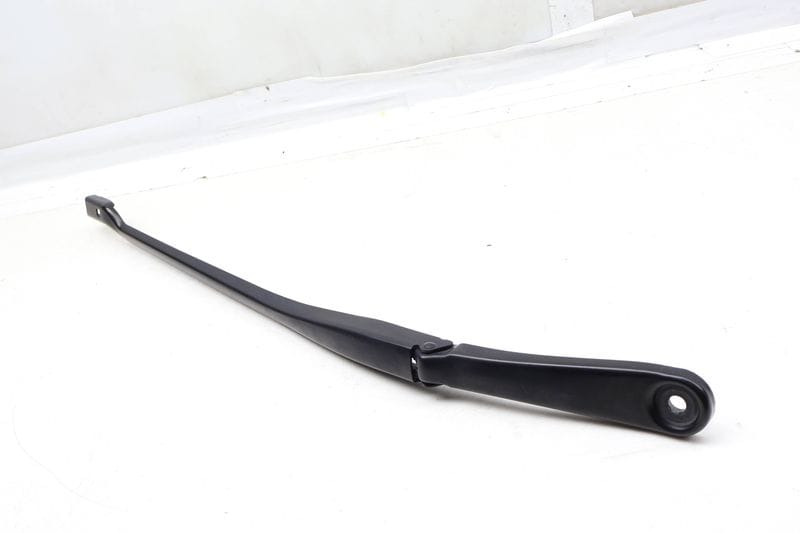 Windshield Wiper Arm 61619463866 — Used (SKU 663829)