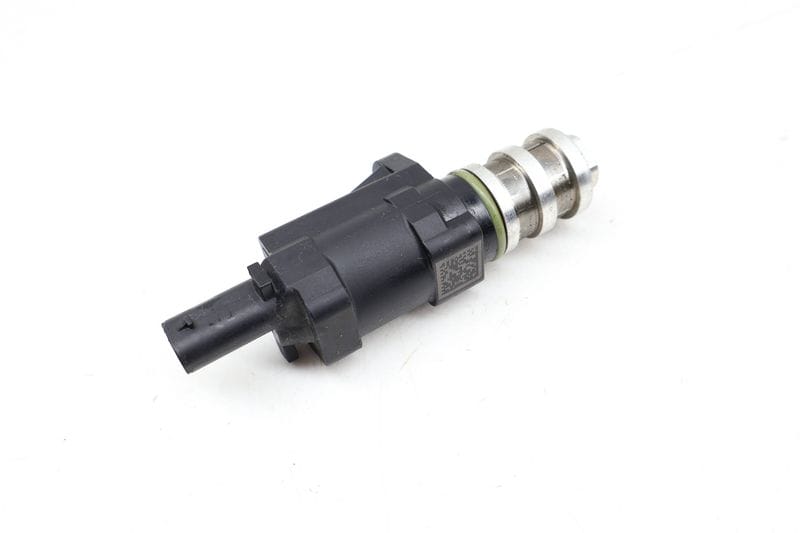 Solenoid Valve 11417639993 — Used (SKU 664063)