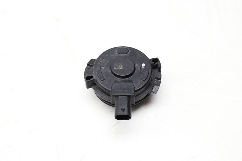 Vanos Solenoid Valve 11367614288 — Used (SKU 664112)