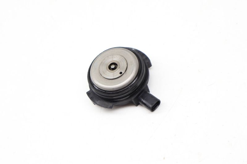 Vanos Solenoid Valve 11367614288 — Used (SKU 732528)