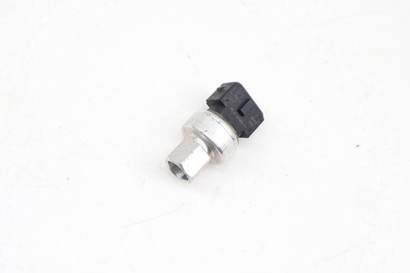 AC Pressure Switch / Sensor HPLA19D594AA — Used (SKU 623235)