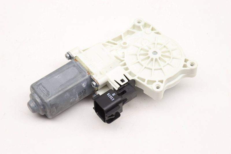 Power Window Motor LR172496 — Used (SKU 592111)