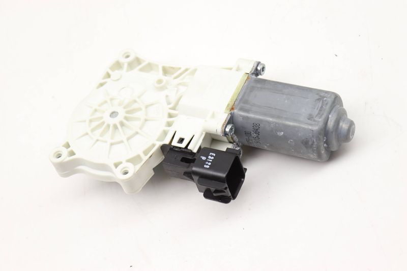 Power Window Motor LR172495 — Used (SKU 592112)