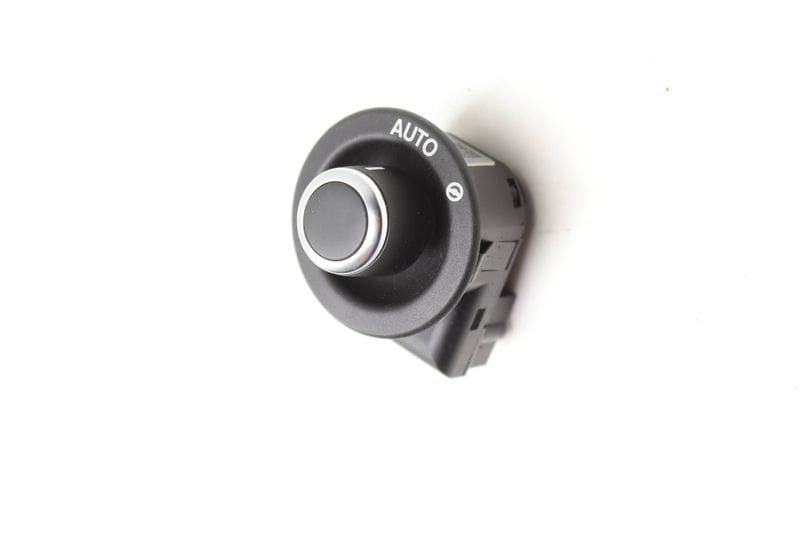 Steering Column Adjustment Switch FW936465AB — Used (SKU 592336)