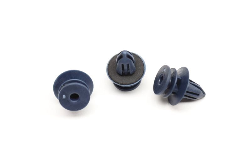 Door Panel Clip / Fastener Set (3) 0009918698 — Used (SKU 548211)