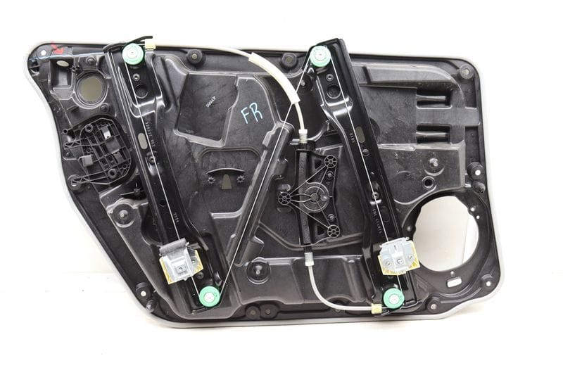 Door Panel / Window Regulator Assembly 1767206600 — Used (SKU 548342)