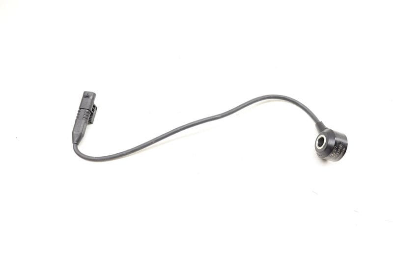 Ignition Knock Sensor 0071530428 — Used (SKU 548248)