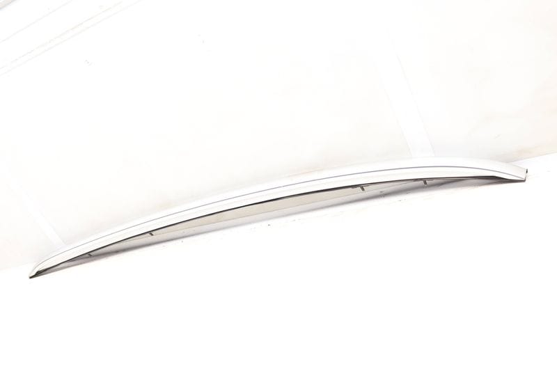 Roof Rail 1568900493 — Used (SKU 548692)
