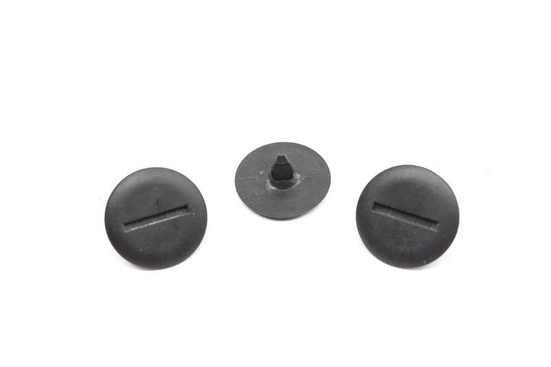 Side Skirt Clip Set (3) 0009917498 — Used (SKU 548721)