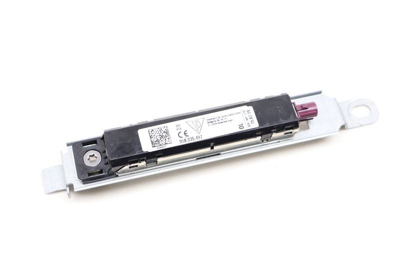 Antenna Booster 95B035497 — Used (SKU 613230)