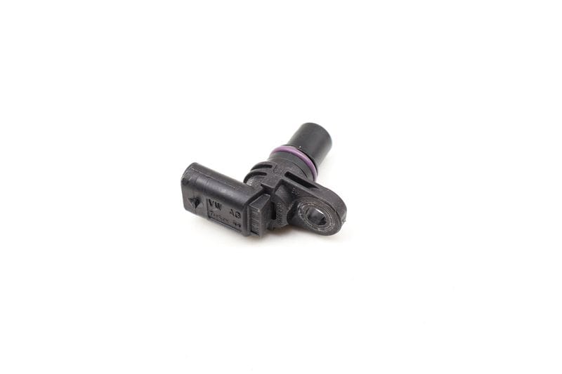 Cam / Camshaft Sensor 04C907601K — Used (SKU 613334)