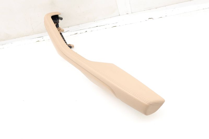 Door Panel Armrest / Arm Rest 95B867174 — Used (SKU 613396)