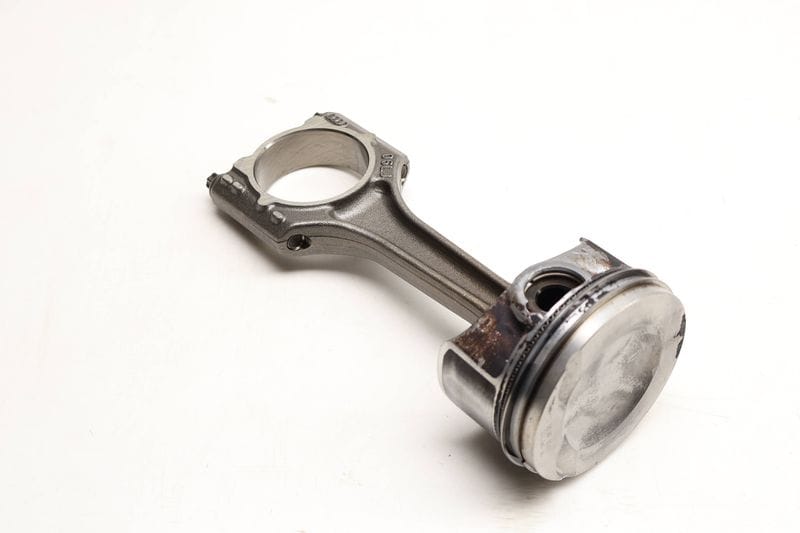 Piston w/ Connecting Rod 06K107065BM — Used (SKU 613544)