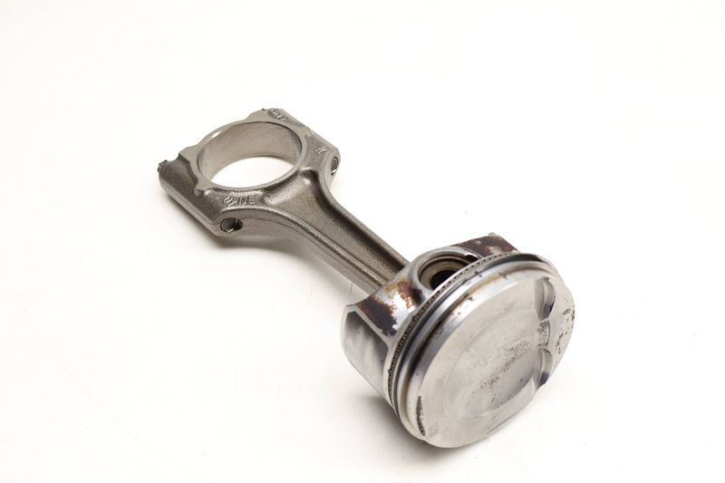 Piston w/ Connecting Rod 06K107065BM — Used (SKU 613546)