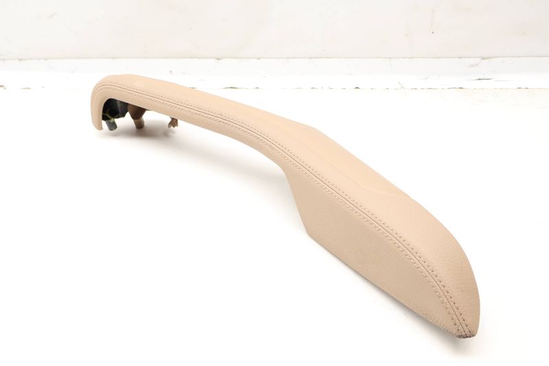 Door Panel Armrest / Arm Rest 95B867373 — Used (SKU 613397)