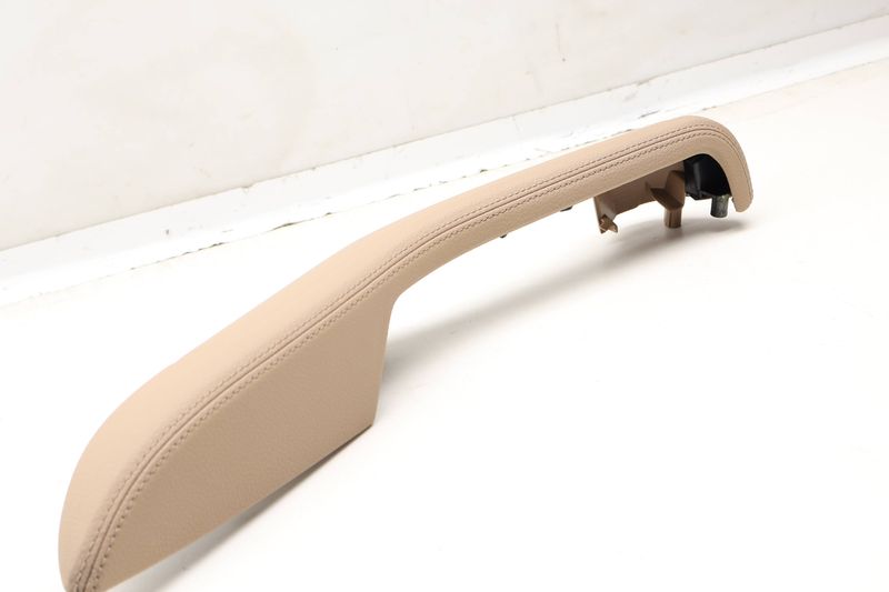 Door Panel Armrest / Arm Rest 95B867374 — Used (SKU 613398)