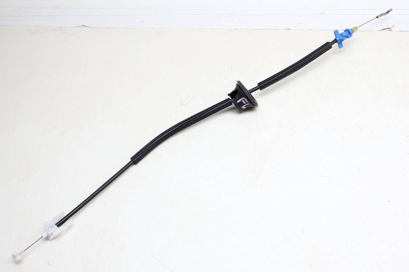 Interior Door Handle Release / Bowden Cable 9J1837085 — Used (SKU 676046)