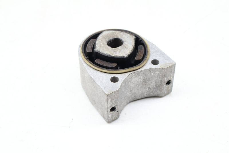 Suspension Mount 9J1399111E — Used (SKU 676188)