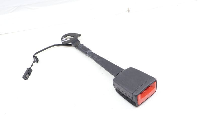 Seat Belt Buckle / Receiver 9J1857755D — Used (SKU 676014)