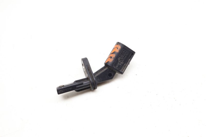 ABS / Wheel Speed Sensor 9J1927807 — Used (SKU 675799)