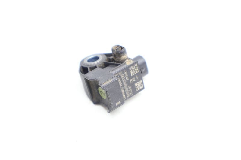 Airbag Impact / Crash Sensor 4N0959651D — Used (SKU 675859)