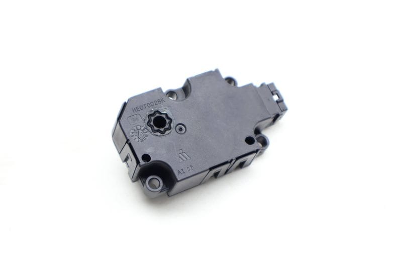 HVAC Flap / Servo Air Motor / Actuator 4M0820511A — Used (SKU 675766)