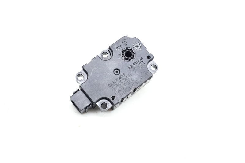 HVAC Flap / Servo Air Motor / Actuator 4M0820511A — Used (SKU 675770)