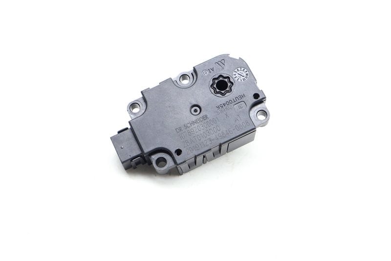 HVAC Flap / Servo Air Motor / Actuator 4M0820511A — Used (SKU 675771)