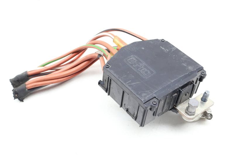 Main Fuse Box w/ Cover 9J1937548 — Used (SKU 676068)