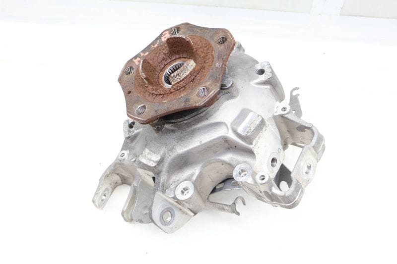 Spindle Knuckle w/ Wheel Bearing 971505435J — Used (SKU 676162)