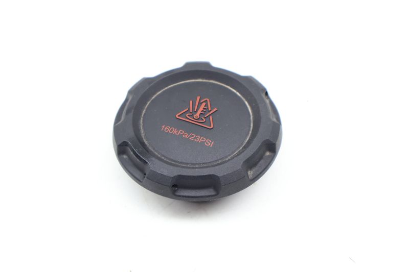 Coolant Reservoir / Bottle / Tank Cap 2Q0121321A — Used (SKU 689818)