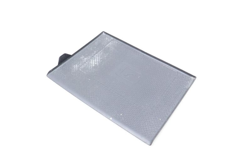 Dash Storage Tray Wireless Charging Rubber Insert 3CM857105 — Used (SKU 689574)
