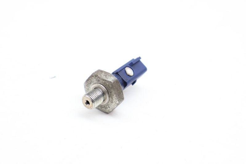 Engine Oil Pressure Switch / Sensor 06K919081 — Used (SKU 689842)