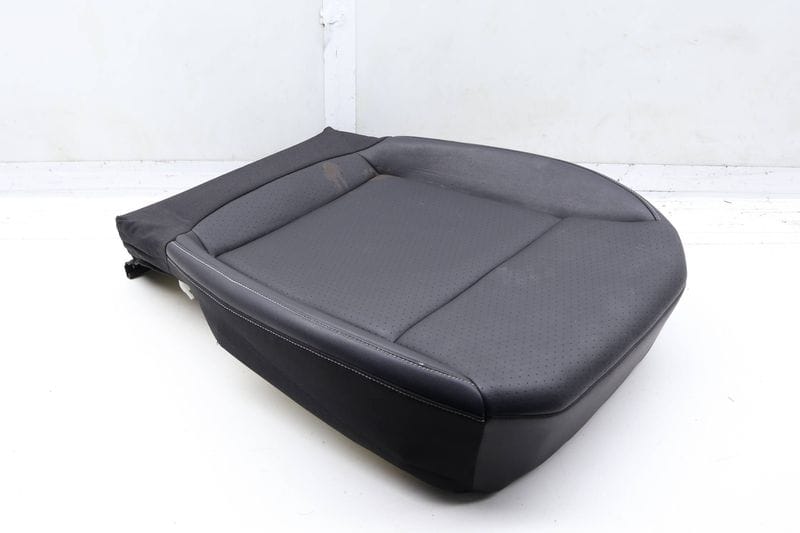 Lower Seat Bottom Cushion 3CN881405K — Used (SKU 733694)