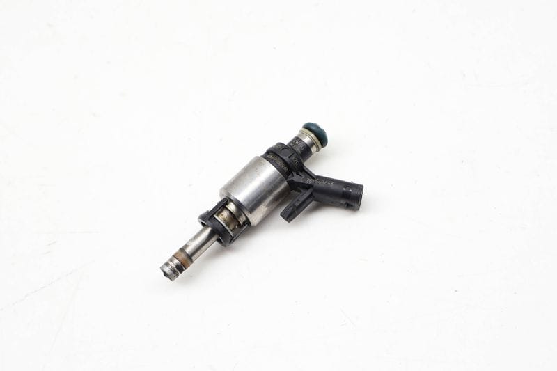 Fuel Injector 06A906036M — Used (SKU 733880)