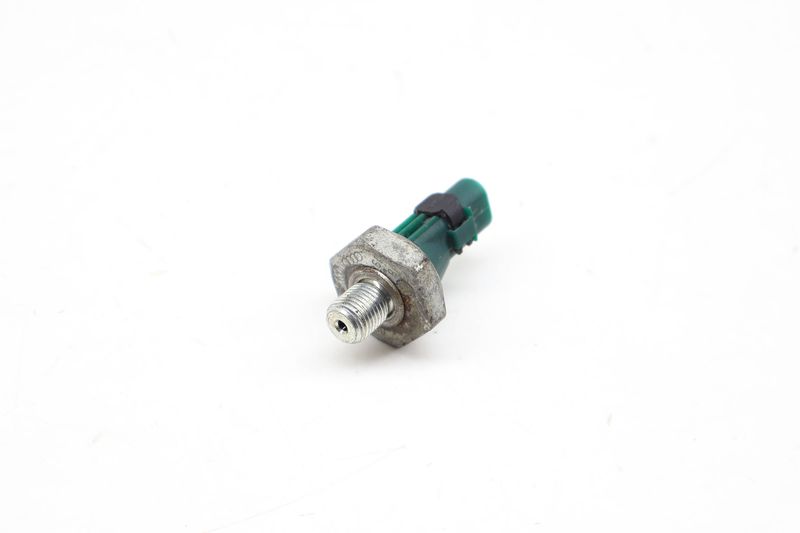 Green Engine Oil Pressure Switch / Sensor 06L919081 — Used (SKU 733892)
