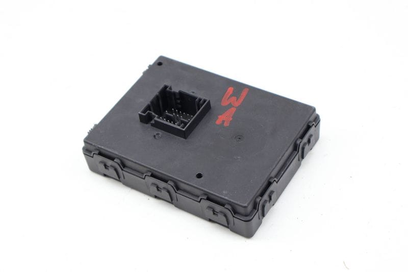 Keyless Entry / Kessy Control Module 3Q0959435N — Used (SKU 733712)