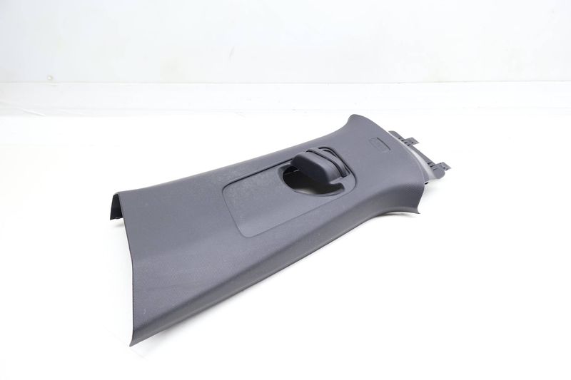 Upper B Pillar Trim / Lining 3CM867243A — Used (SKU 689694)
