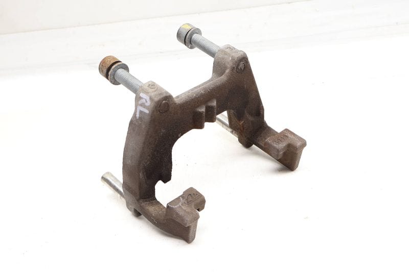 Brake Caliper Carrier / Bracket 5Q0615425C — Used (SKU 689976)