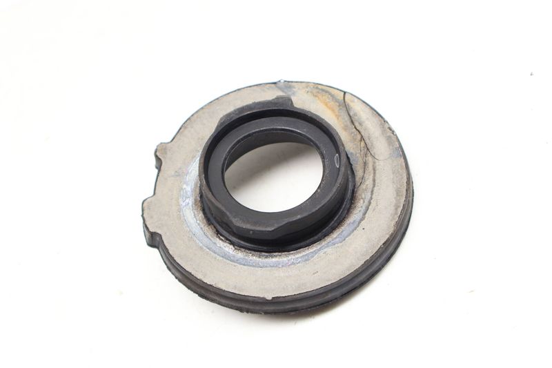Lower Spring Rubber Bushing / Mount 3QF512297A — Used (SKU 689979)