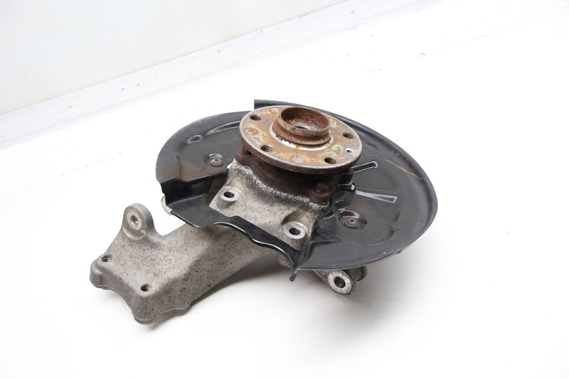 Spindle Knuckle w/ Wheel Bearing 3QF505436E — Used (SKU 734058)