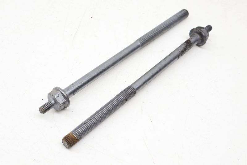 Starter Screw / Bolt Set (2) N91241801 — Used (SKU 733910)