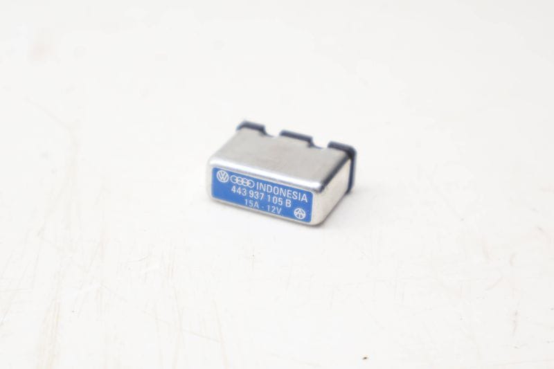 Thermal Fuse / Relay (15 AMP) 443937105B — Used (SKU 733820)