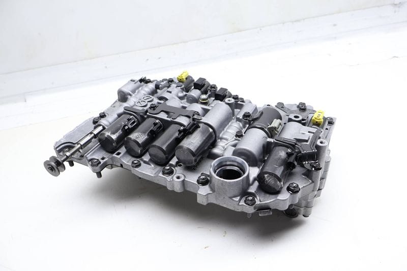 Transmission Valve Body / Mechatronic 09P325039 — Used (SKU 734109)