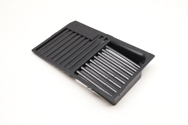 Engine Air Filter Box Insert / Grille 5QM129668B — Used (SKU 616113)
