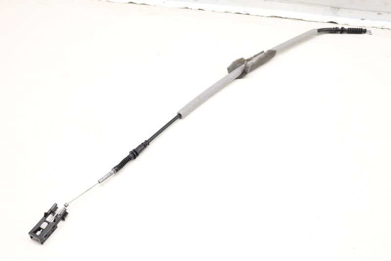Exterior Door Handle Release / Bowden Cable 5NN837017 — Used (SKU 616214)