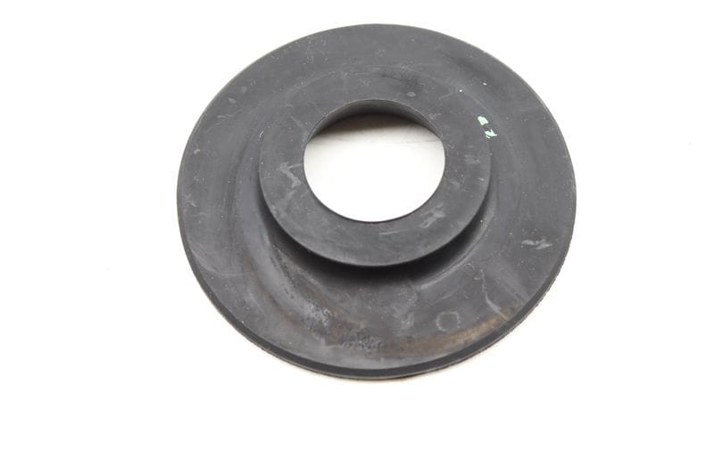 Upper Spring Rubber Mount 5QM512149 — Used (SKU 463079)