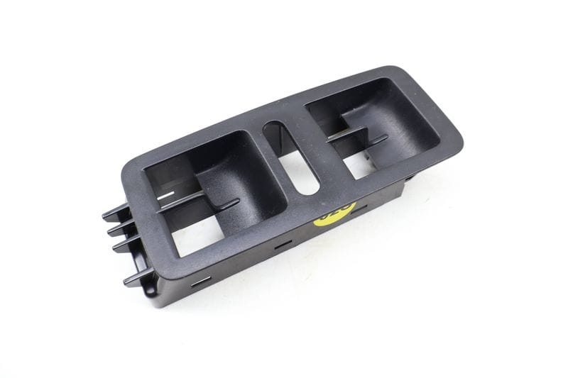 Master Window Switch Door Trim 561867375B — Used (SKU 690161)