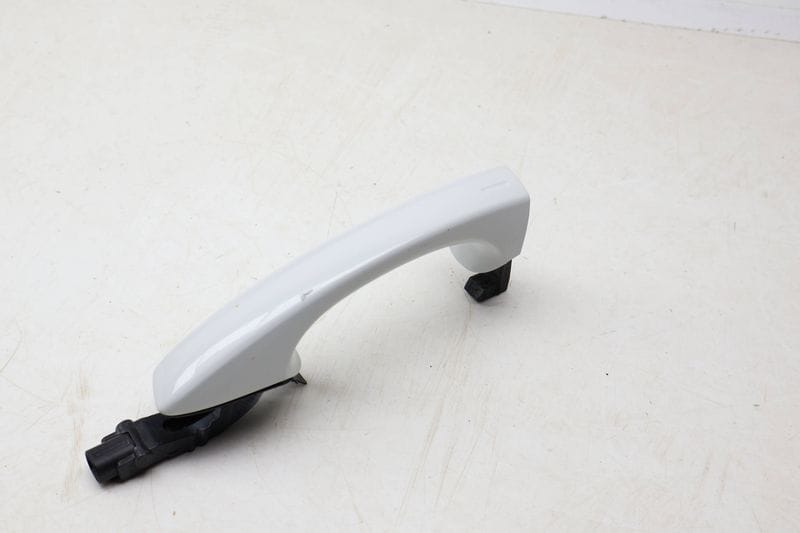 Exterior Door Handle 5GM837205A — Used (SKU 690340)