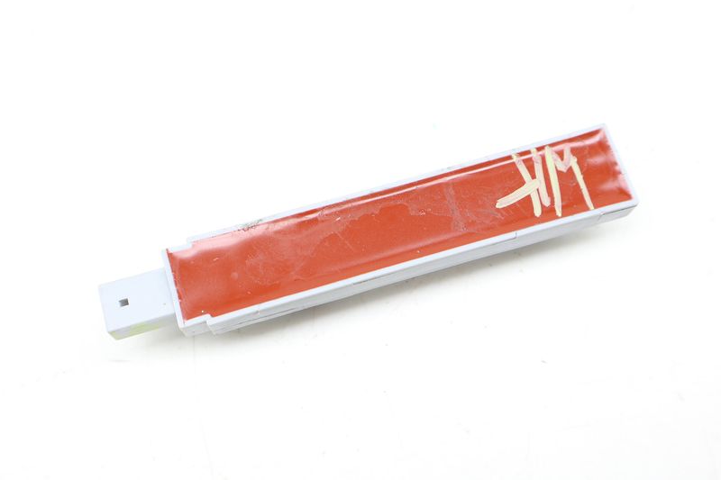 Kessy / Keyless Entry Antenna 5K0962132B — Used (SKU 690107)